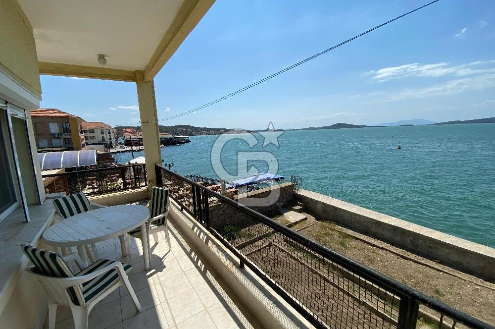 AYVALIK MERKEZ DENİZE SIFIR 4+2 SATILIK YALI DAİRESİ