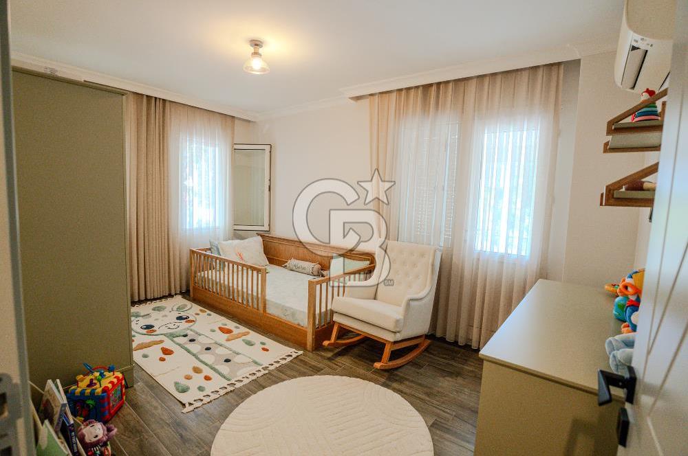 Evka-3'te Satılık 4+1 Villa