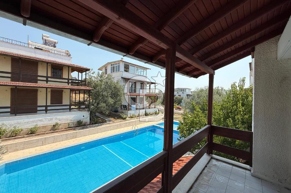 Ayvalık Sahilkentte Deniz Manzaralı Müstakil Villa