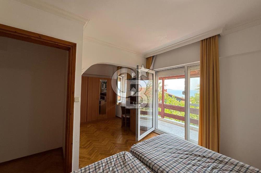 Ayvalık Sahilkentte Deniz Manzaralı Müstakil Villa