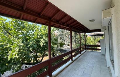 Ayvalık Sahilkentte Deniz Manzaralı Müstakil Villa