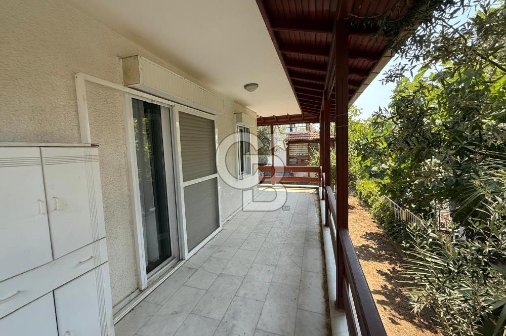 Ayvalık Sahilkentte Deniz Manzaralı Müstakil Villa