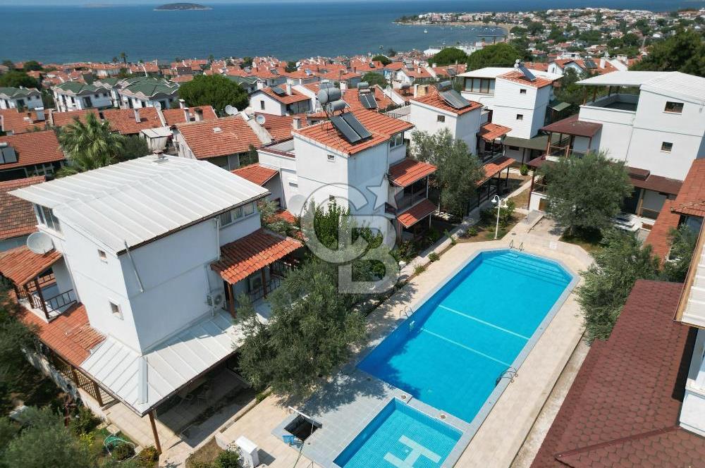 Ayvalık Sahilkentte Deniz Manzaralı Müstakil Villa