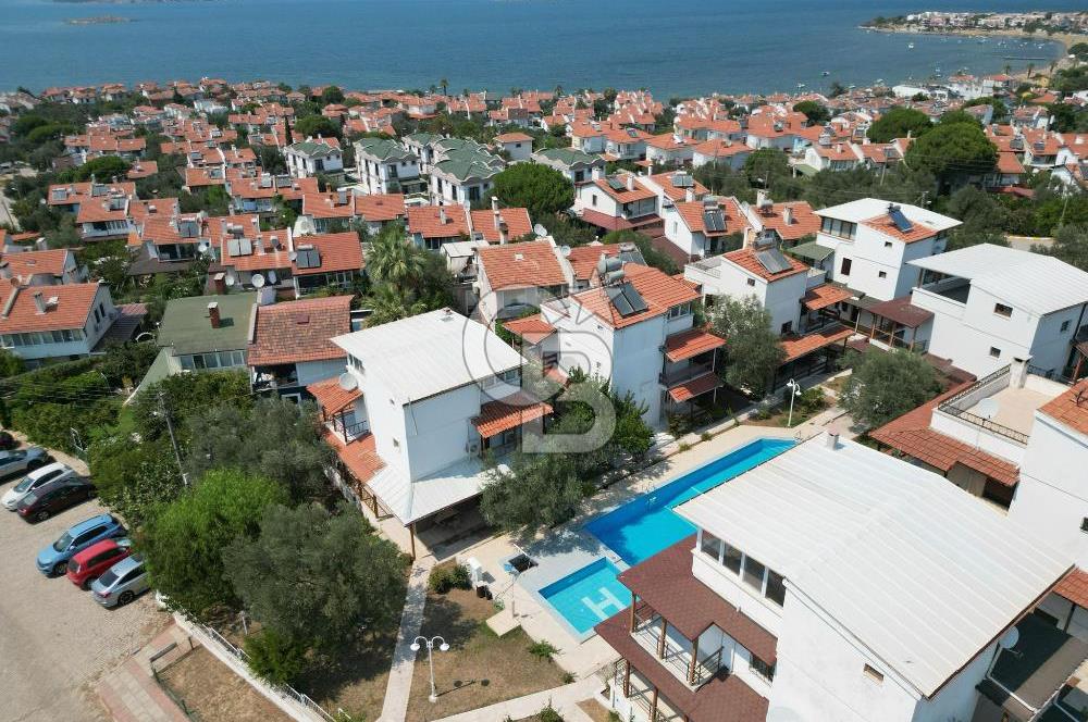 Ayvalık Sahilkentte Deniz Manzaralı Müstakil Villa