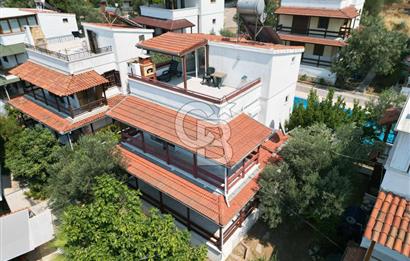 Ayvalık Sahilkentte Deniz Manzaralı Müstakil Villa