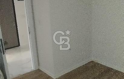 Balçova Ata Caddesinde Merkezi Konumda Lüks 3+1 Kiralık Daire