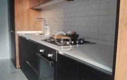 Balçova Ata Caddesinde Merkezi Konumda Lüks 3+1 Kiralık Daire