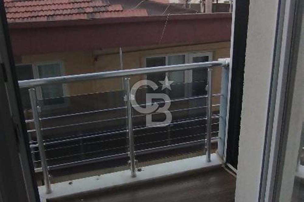 Balçova Ata Caddesinde Merkezi Konumda Lüks 3+1 Kiralık Daire