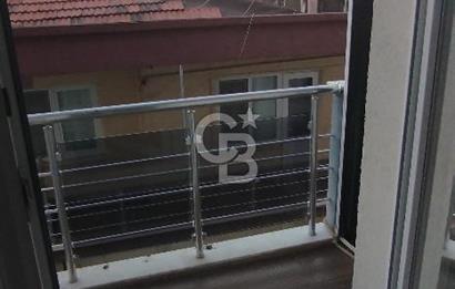 Balçova Ata Caddesinde Merkezi Konumda Lüks 3+1 Kiralık Daire