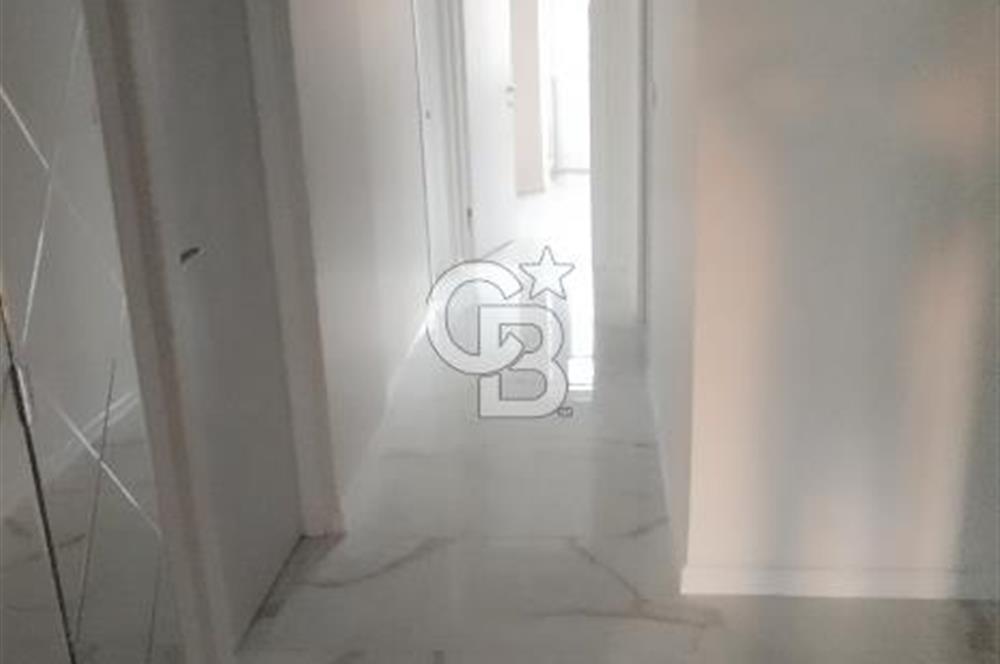 Balçova Ata Caddesinde Merkezi Konumda Lüks 3+1 Kiralık Daire