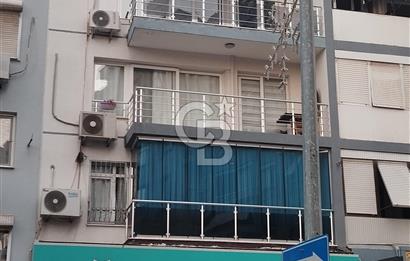 Balçova Ata Caddesinde Merkezi Konumda Lüks 3+1 Kiralık Daire