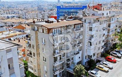 ÜÇKUYULAR'DA SATILIK ARAKAT 3+1 DAİRE