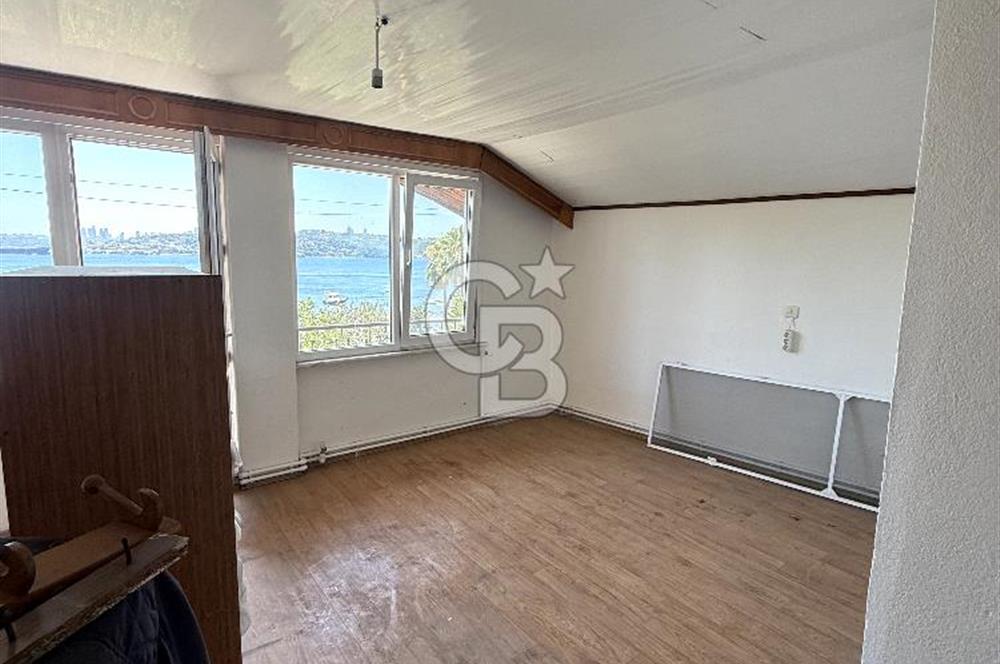 BEYKOZ YALIKÖYDE DENİZE SIFIR, BAHÇELİ, YENİLENEBİLİR YALI