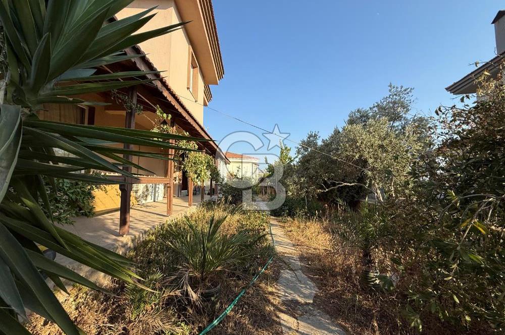 SEFERİHİSAR ULAMIŞTA SATILIK VİLLA – 750 m² ARSA İÇİNDE 3+1 MÜŞTEMİLATLI