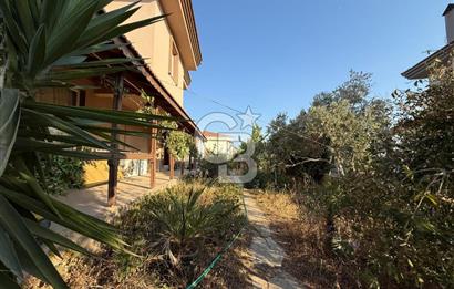 SEFERİHİSAR ULAMIŞTA SATILIK VİLLA – 750 m² ARSA İÇİNDE 3+1 MÜŞTEMİLATLI