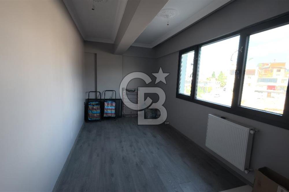 EGE İNCİ EVLERİ'NDE SATILIK 3+1 GENİŞ FERAH DAİRE