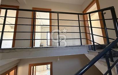 Dikili Uzunburun'da Doğa İle İç İçe Satılık 4+1 Dubleks Villa