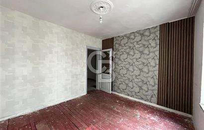 ÇAĞLAYAN'DA ANA CADDE ÜZERİNDE BALKONLU DAİRE