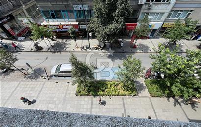 ÇAĞLAYAN'DA VATAN CADDESİ ÜZERİNDE BALKONLU DAİRE