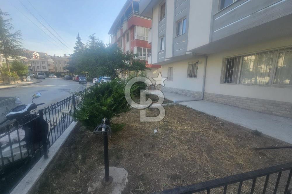 DİKMEN ŞEFTALİ CADDESİNDE BAHÇE KATI SATILIK 1+1