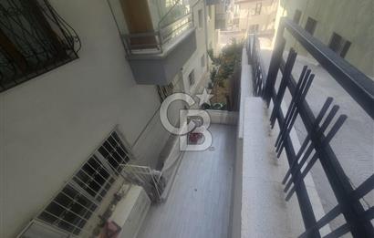 DİKMEN ŞEFTALİ CADDESİNDE BAHÇE KATI SATILIK 1+1