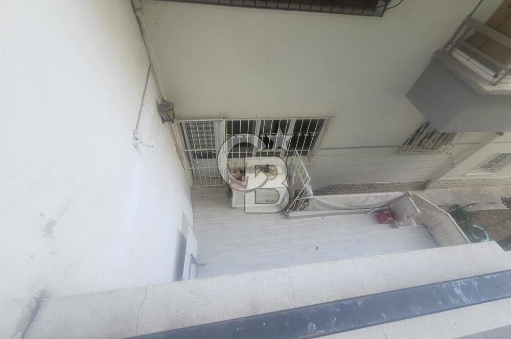 DİKMEN ŞEFTALİ CADDESİNDE BAHÇE KATI SATILIK 1+1