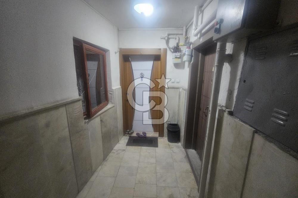 DİKMEN ŞEFTALİ CADDESİNDE BAHÇE KATI SATILIK 1+1