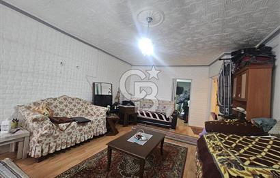 DİKMEN ŞEFTALİ CADDESİNDE BAHÇE KATI SATILIK 1+1