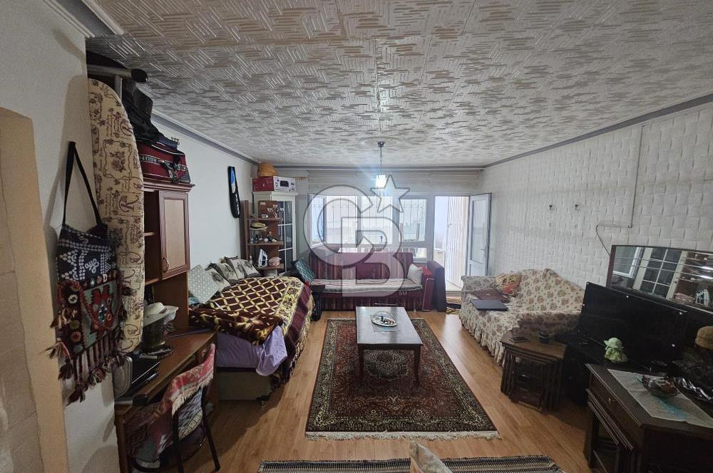 DİKMEN ŞEFTALİ CADDESİNDE BAHÇE KATI SATILIK 1+1