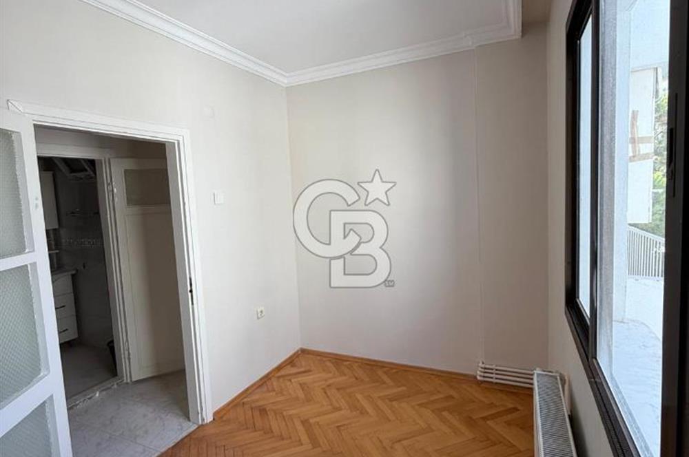 BOSTANLI SUAT TAŞER SOKAĞI'NDA SAHİLE 400 MT MESAFEDE  3+1 KİRALIK DAİRE