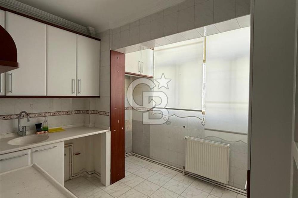 BOSTANLI SUAT TAŞER SOKAĞI'NDA SAHİLE 400 MT MESAFEDE  3+1 KİRALIK DAİRE