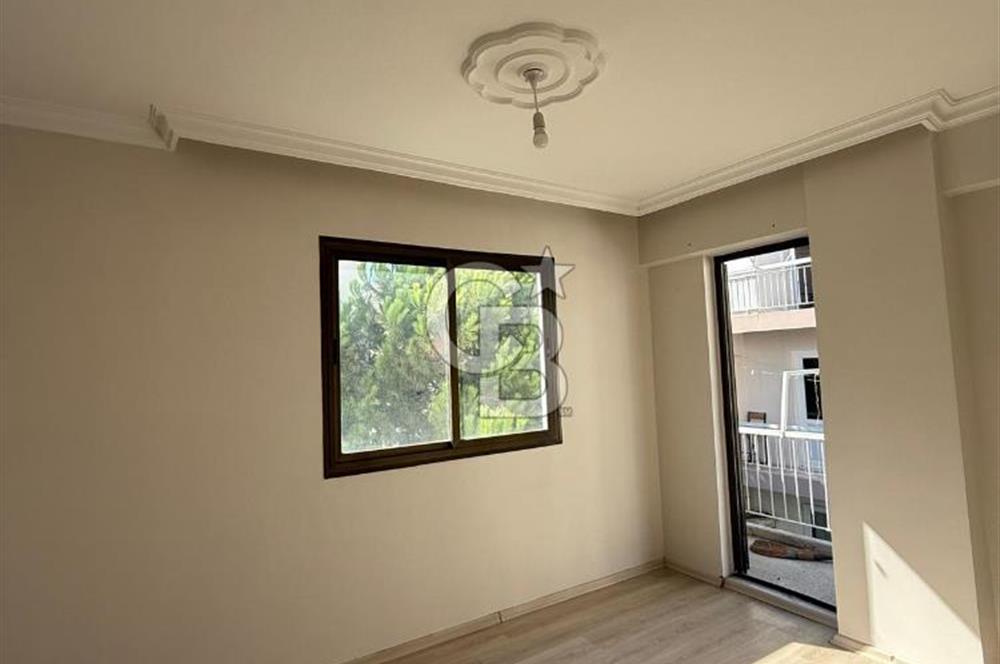 BOSTANLI SUAT TAŞER SOKAĞI'NDA SAHİLE 400 MT MESAFEDE  3+1 KİRALIK DAİRE