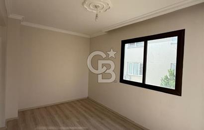 BOSTANLI SUAT TAŞER SOKAĞI'NDA SAHİLE 400 MT MESAFEDE  3+1 KİRALIK DAİRE
