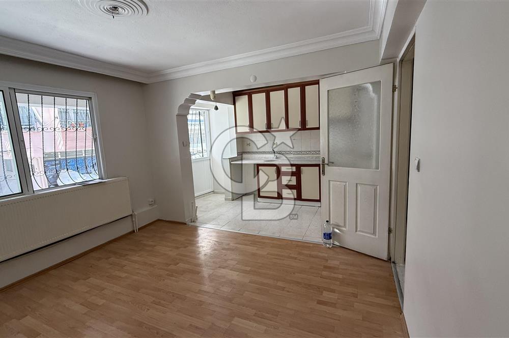 ZAİM AĞA CADDESİNDE 2+1 KİRALIK DAİRE