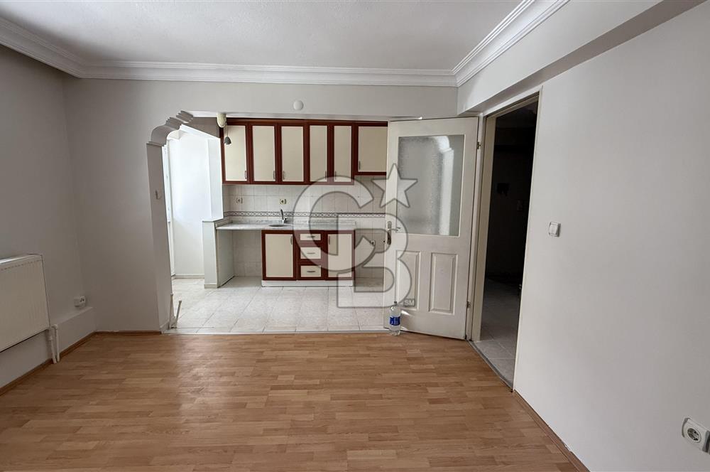 ZAİM AĞA CADDESİNDE 2+1 KİRALIK DAİRE