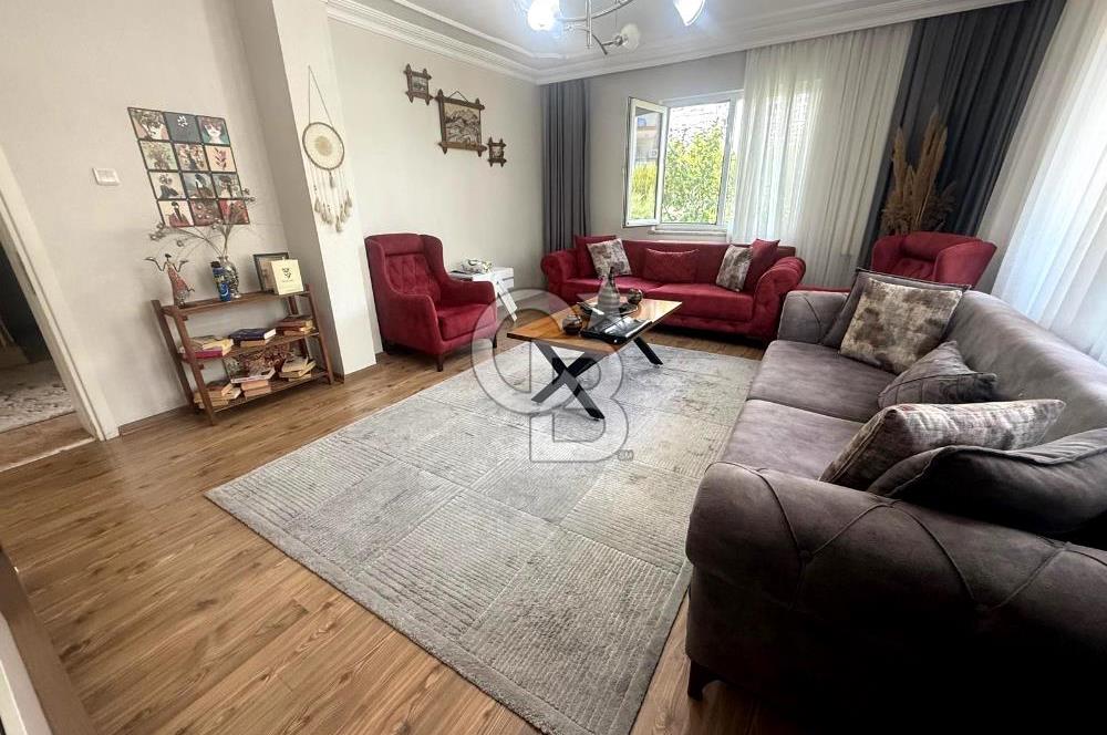 Güzelyurtta Spil Manzaralı Site İçi 5+1 Tripleks Villa