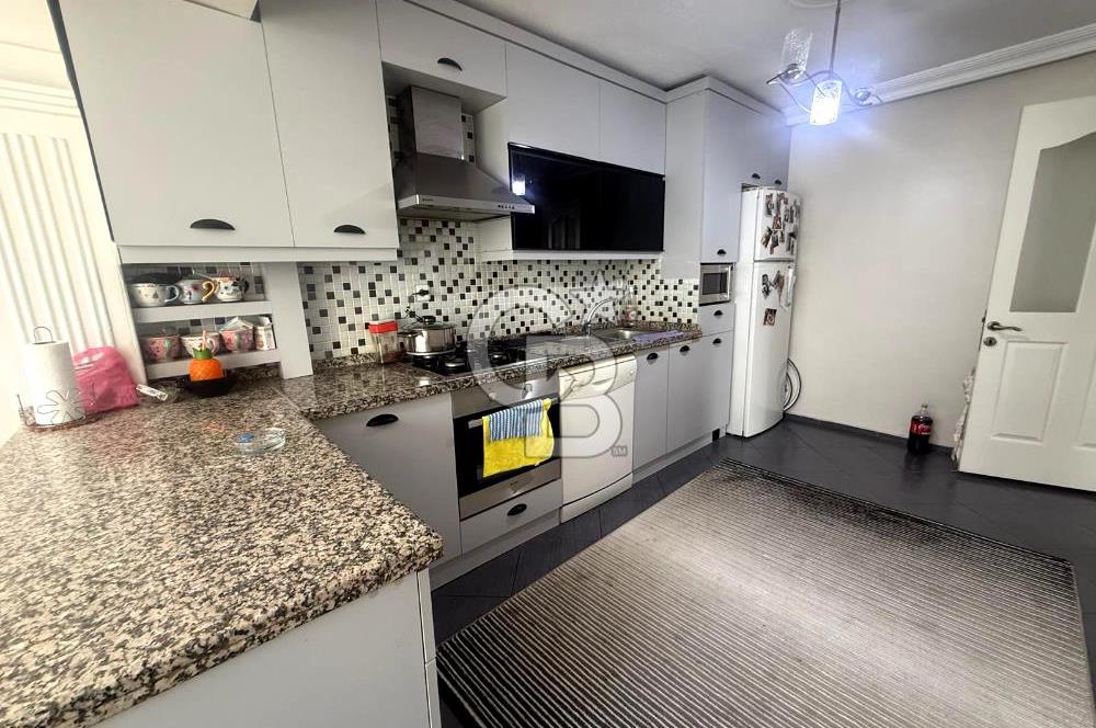 Güzelyurtta Spil Manzaralı Site İçi 5+1 Tripleks Villa