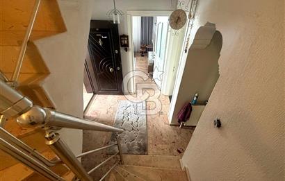 Güzelyurtta Spil Manzaralı Site İçi 5+1 Tripleks Villa