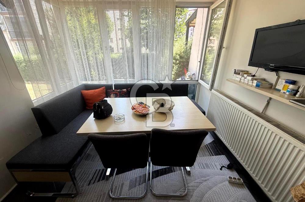 Güzelyurtta Spil Manzaralı Site İçi 5+1 Tripleks Villa