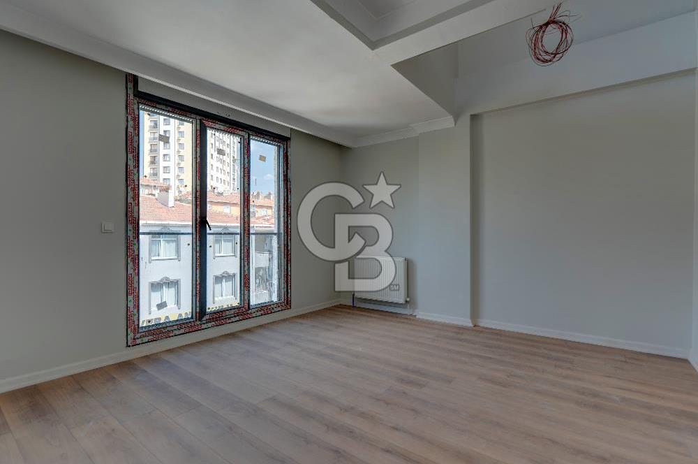 ÜMRANİYE 3+2 YENİ BİNA DEĞERLİ LOKASYON ÇOK ŞIK DAİRE