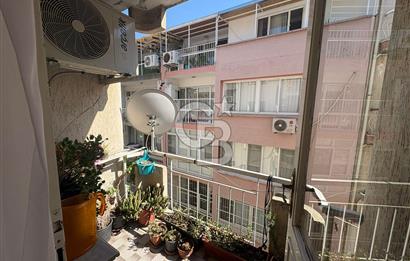 ✅ Karşıyaka Tuna Mahallesi’nde Tiyatro Sokağında, Asansörlü 3+1 Geniş Daire!