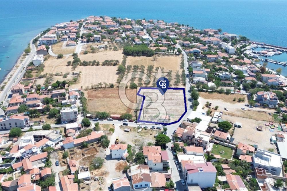 Çandarlı Yarımadada, Mükemmel Konumda 3.716 m2 Satılık Tarla