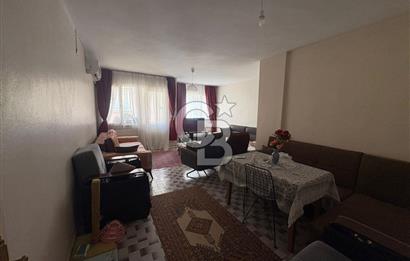✅ Karşıyaka Tuna Mahallesi’nde Tiyatro Sokağında, Asansörlü 3+1 Geniş Daire!