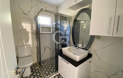 Bornova Yakaköy de Bahçeli 5+2 Kiralık Villa