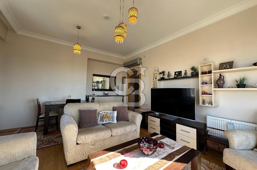 ETHEMEFENDİ CADDESİNE 4.BİNA ÖNÜ AÇIK FERAH EŞYALI BALKONLU 2+1