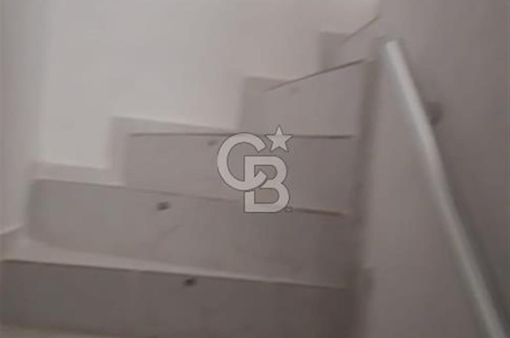 KÜÇÜKKUYU AYVACIKTA 2+1 86 M2 NET MÜSTAKİL BİNA