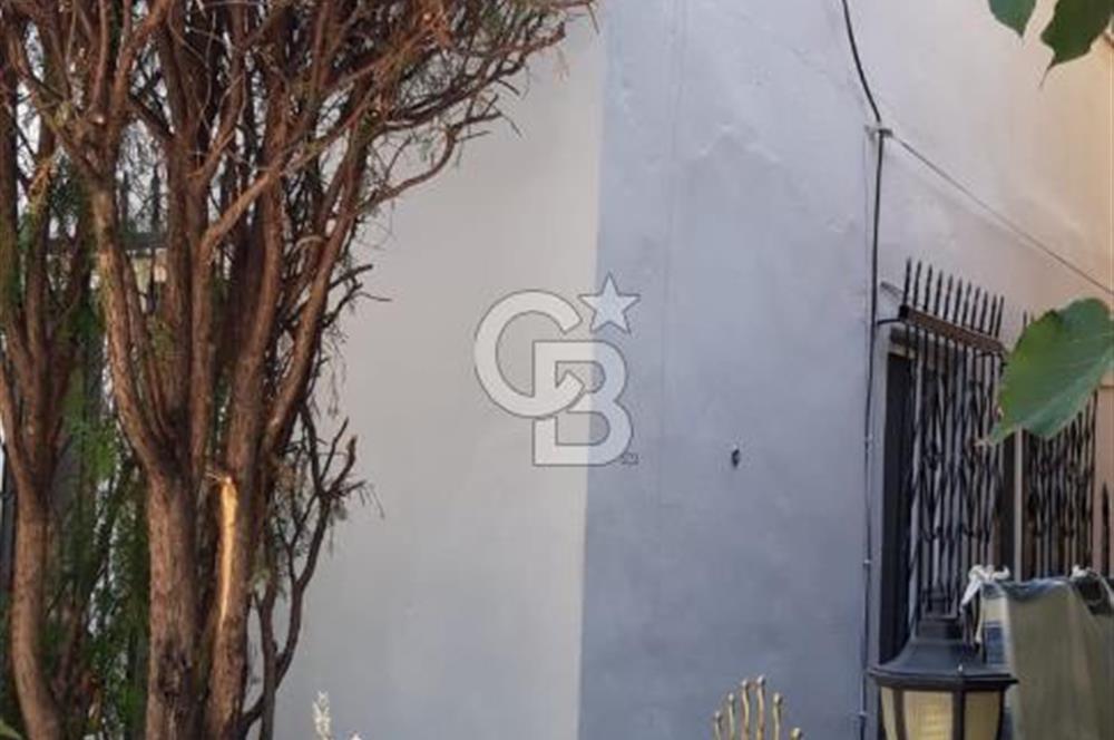 KÜÇÜKKUYU AYVACIKTA 2+1 86 M2 NET MÜSTAKİL BİNA