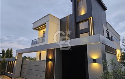 Antalya Döşemealtı'nın Kalbinde Lüks, Modern, Satılık 4+1 Villa!