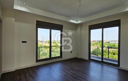 Antalya Döşemealtı'nın Kalbinde Lüks, Modern, Satılık 4+1 Villa!