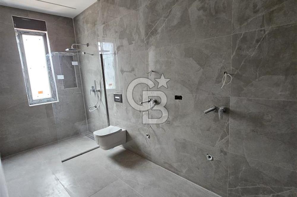 Antalya Döşemealtı Modern Mimarili, Lüks, Havuzlu Satılık Villa